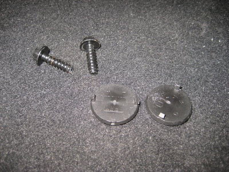 Ford-Explorer-Tail-Light-Bulbs-Replacement-Guide-009