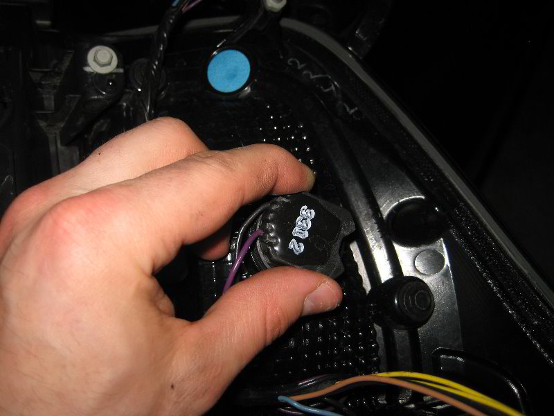 Ford-Explorer-Tail-Light-Bulbs-Replacement-Guide-013