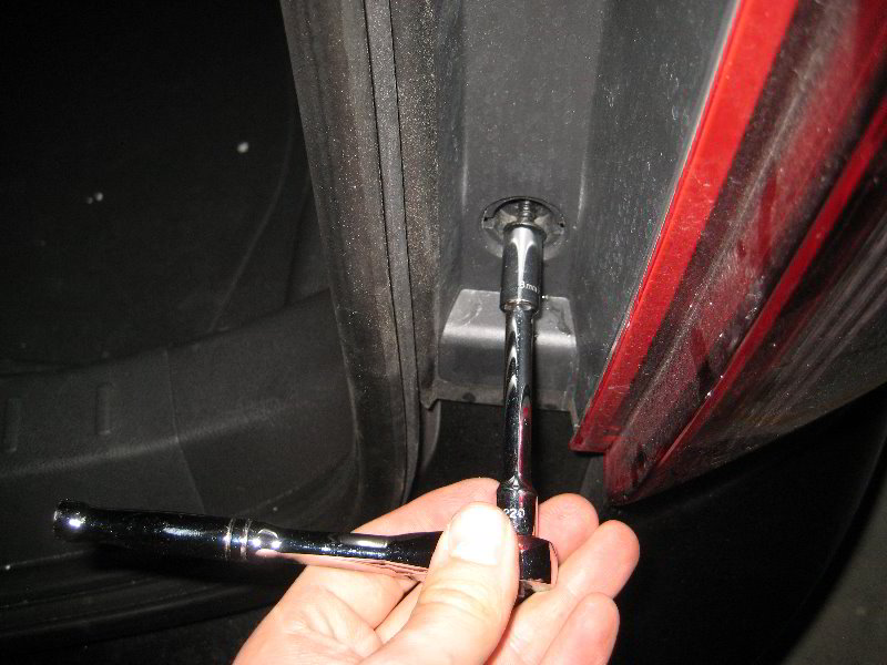 Ford-Explorer-Tail-Light-Bulbs-Replacement-Guide-027