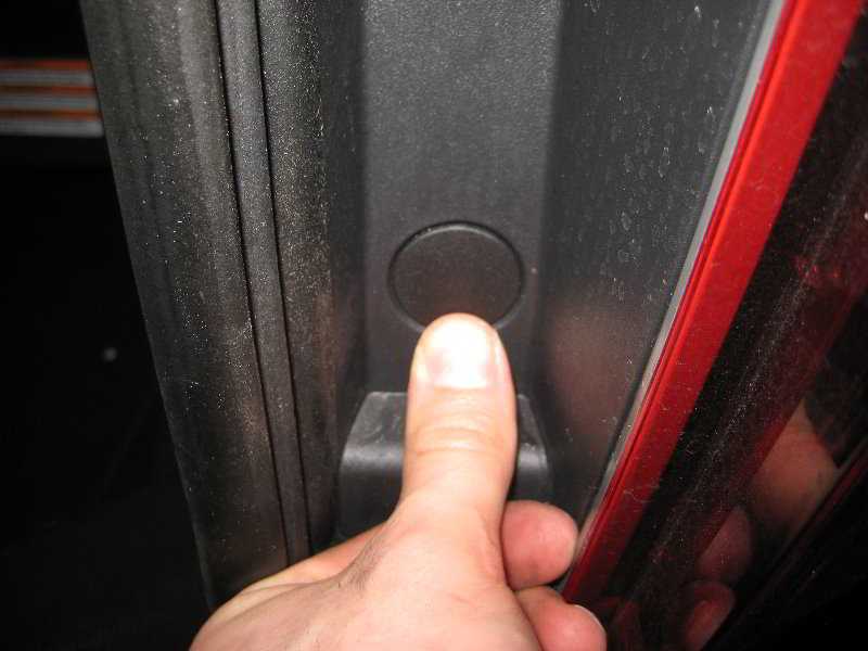 Ford-Explorer-Tail-Light-Bulbs-Replacement-Guide-030