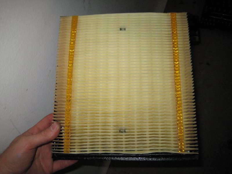Ford-F-150-Coyote-V8-Engine-Air-Filter-Replacement-Guide-010