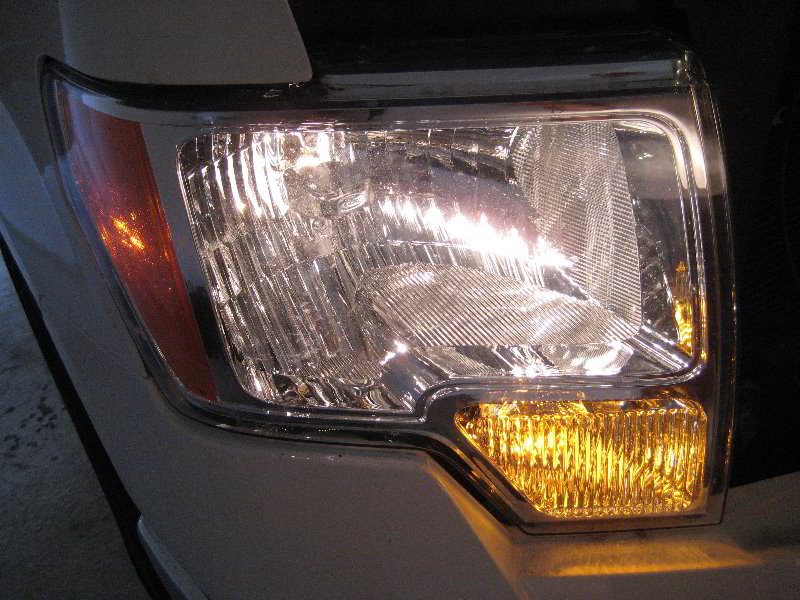 Ford-F-150-Headlight-Bulbs-Replacement-Guide-048