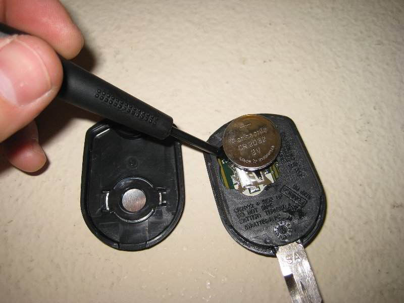 How to change battery in ford galaxy key fob #4