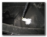 Ford-F-150-License-Plate-Light-Bulbs-Replacement-Guide-002