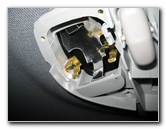 Ford-F-150-Overhead-Map-Dome-Light-Bulbs-Replacement-Guide-006