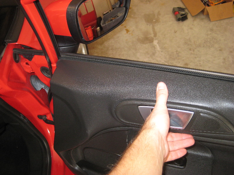 Ford-Fiesta-Plastic-Interior-Door-Panel-Removal-Guide-041