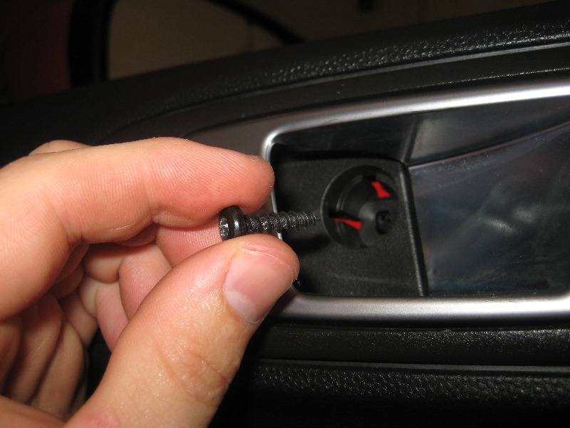 Ford-Fiesta-Plastic-Interior-Door-Panel-Removal-Guide-047