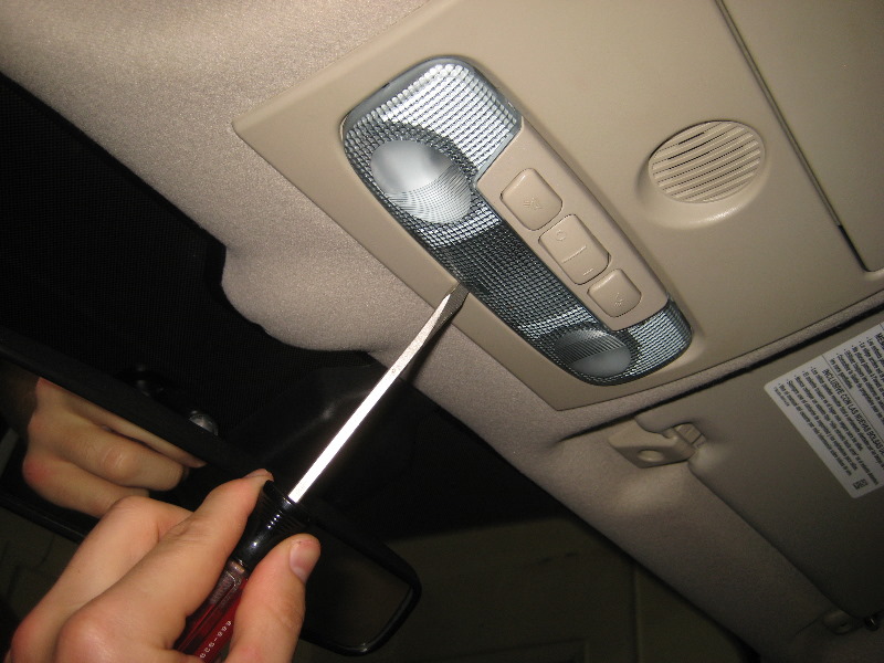 Ford-Fiesta-Dome-Map-Light-Bulbs-Replacement-Guide-003