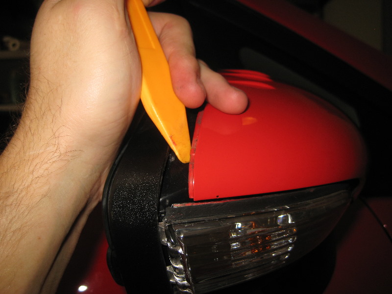 Ford-Fiesta-Side-View-Mirror-Turn-Signal-Light-Bulb-Replacement-Guide-007