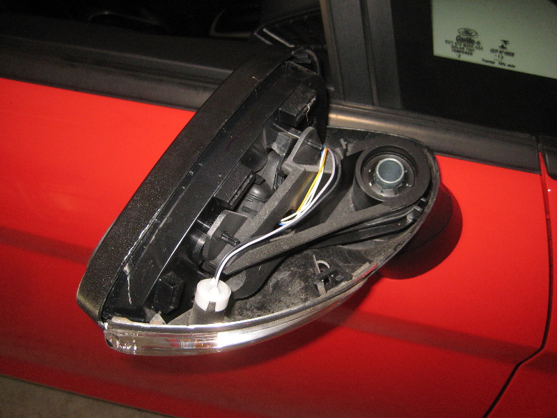 Ford-Fiesta-Side-View-Mirror-Turn-Signal-Light-Bulb-Replacement-Guide-013