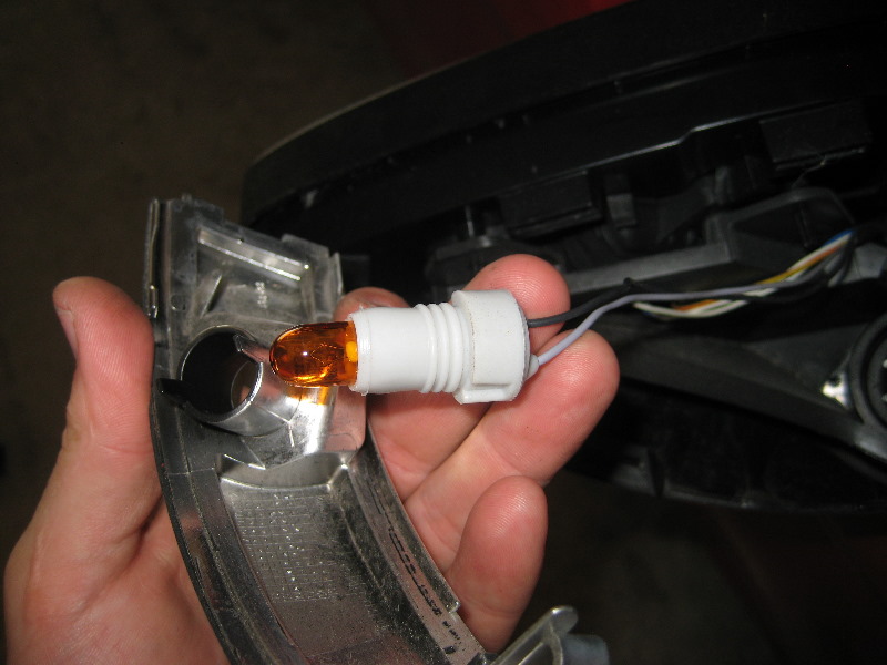 Ford-Fiesta-Side-View-Mirror-Turn-Signal-Light-Bulb-Replacement-Guide-015