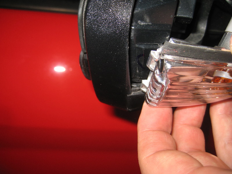 Ford-Fiesta-Side-View-Mirror-Turn-Signal-Light-Bulb-Replacement-Guide-020