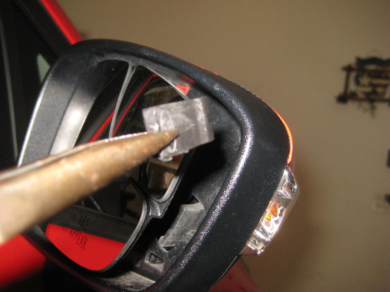 Ford-Fiesta-Side-View-Mirror-Turn-Signal-Light-Bulb-Replacement-Guide-028