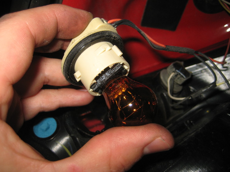 Ford-Fiesta-Tail-Light-Bulbs-Replacement-Guide-020