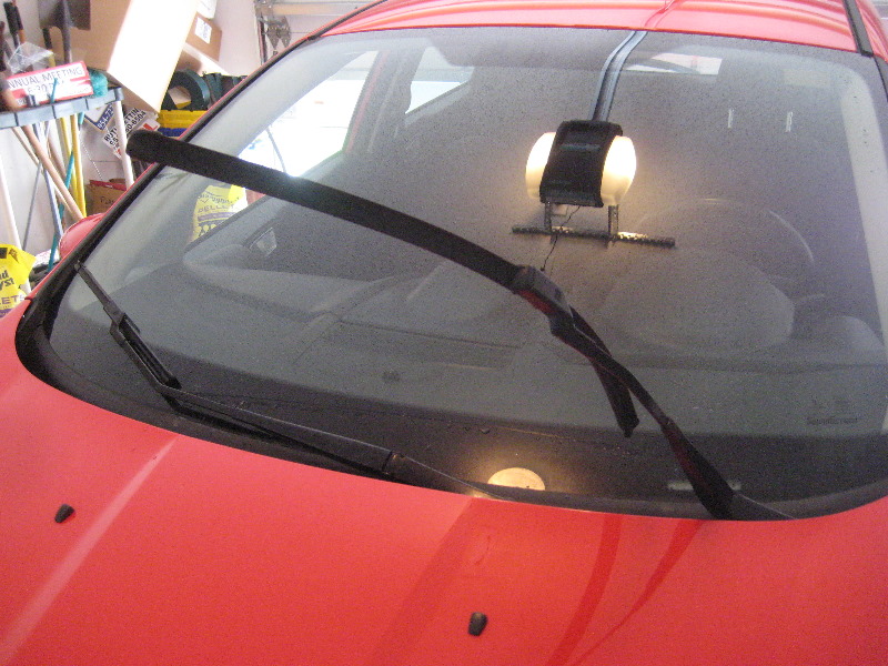 Ford-Fiesta-Windshield-Window-Wiper-Blades-Replacement-Guide-002