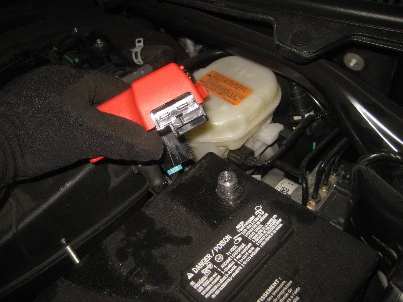 Ford-Flex-12V-Automotive-Battery-Replacement-Guide-016