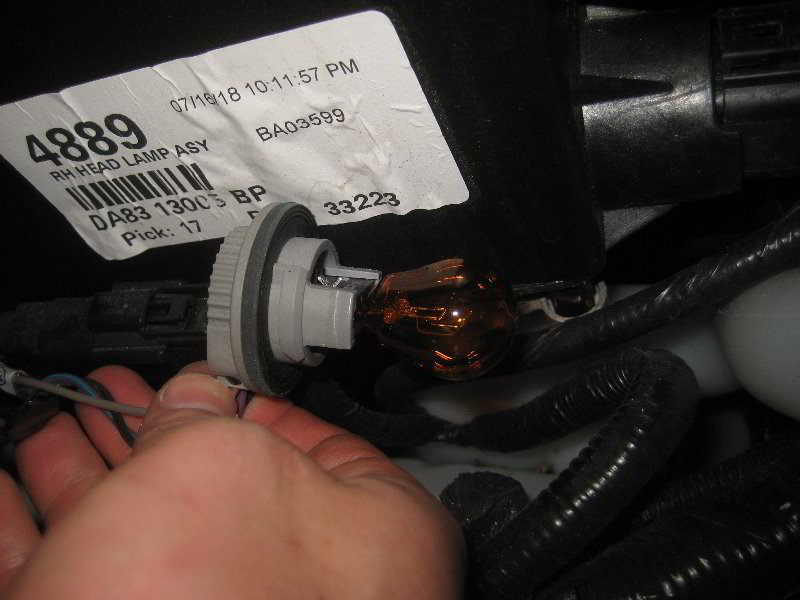 Ford-Flex-Headlight-Bulbs-Replacement-Guide-054