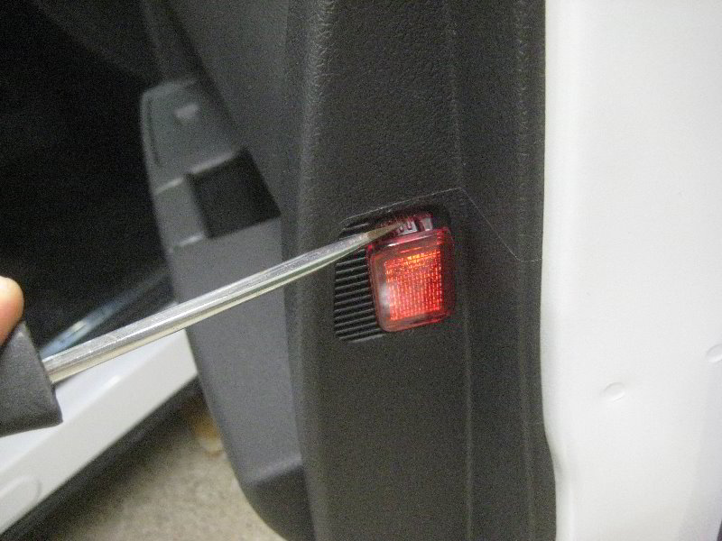Ford-Flex-Interior-Door-Panel-Removal-Guide-009