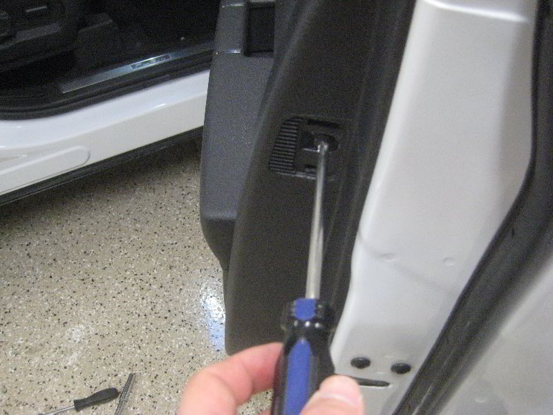 Ford-Flex-Interior-Door-Panel-Removal-Guide-015