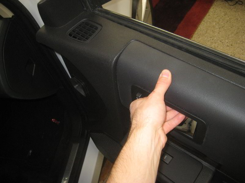 Ford-Flex-Interior-Door-Panel-Removal-Guide-024