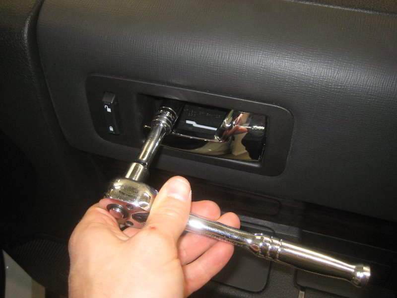 Ford-Flex-Interior-Door-Panel-Removal-Guide-057