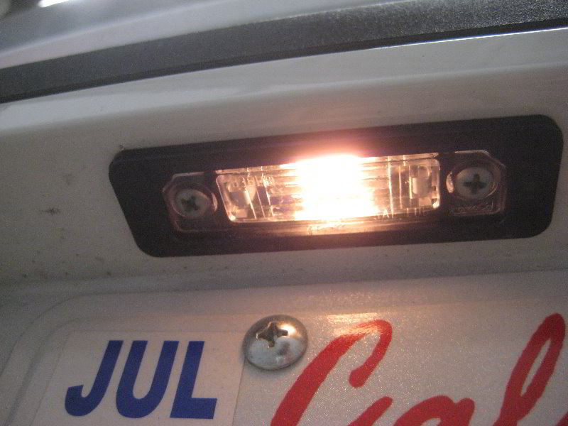 Ford-Flex-Rear-License-Plate-Light-Bulbs-Replacement-Guide-017