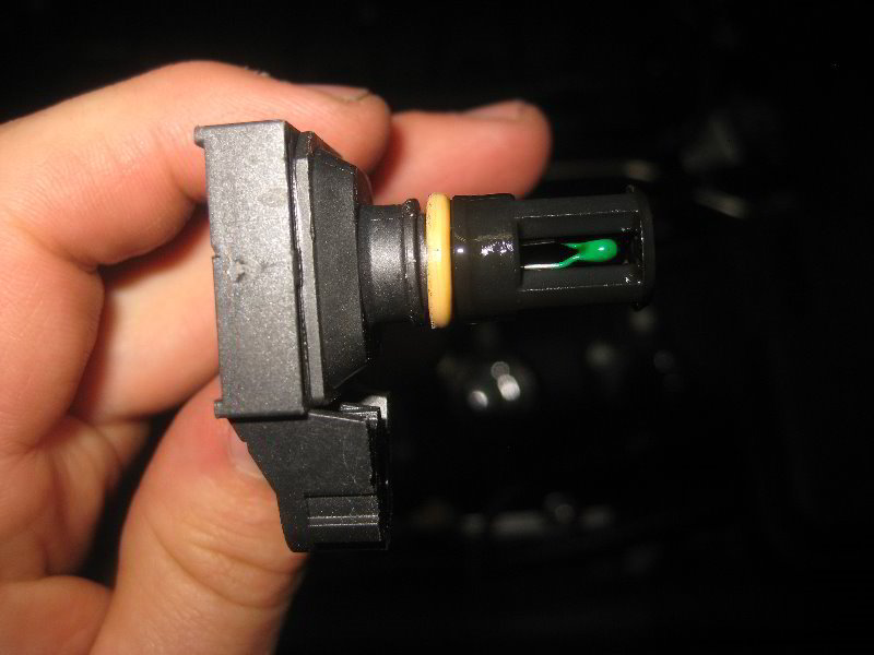 Ford-Flex-MAP-Sensor-Replacement-Guide-013