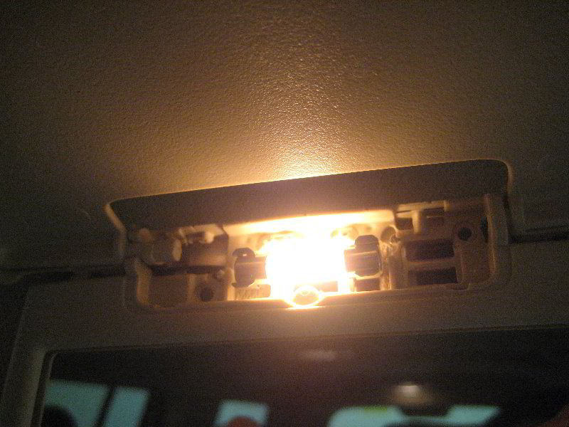 Ford-Flex-Vanity-Mirror-Light-Bulb-Replacement-Guide-013