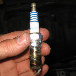 Ford Focus 2.0L I4 Engine Spark Plugs Replacement Guide