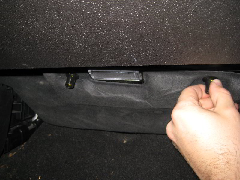 Cabin air filter replacement ford focus #5