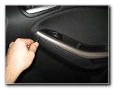 Ford-Focus-Interior-Door-Panel-Removal-Guide-010