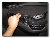 Ford-Focus-Interior-Door-Panel-Removal-Guide-051
