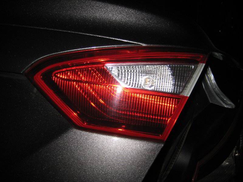 FordFocusTailLightBulbsReplacementGuide030