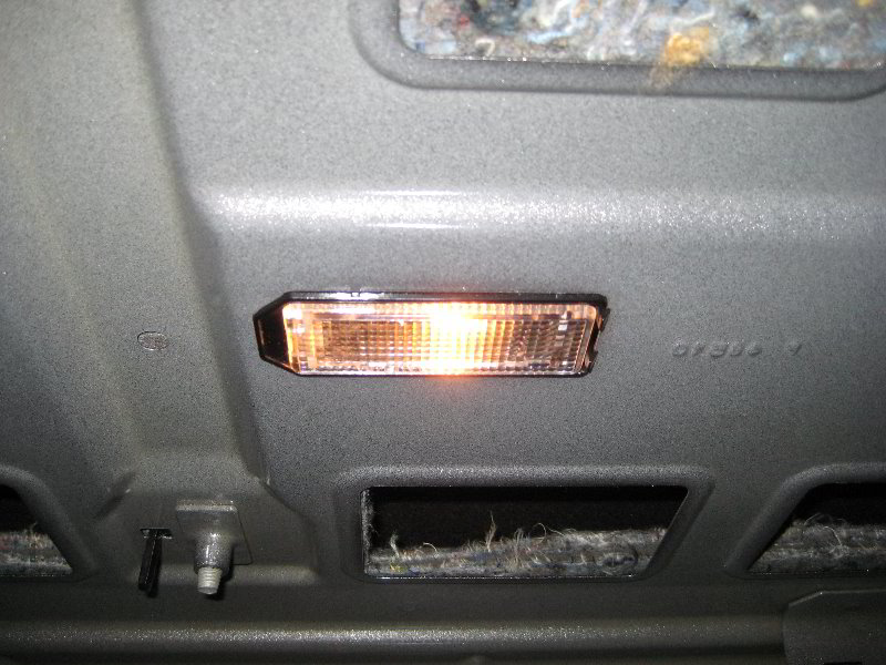 Ford-Focus-Trunk-Light-Bulb-Replacement-Guide-001