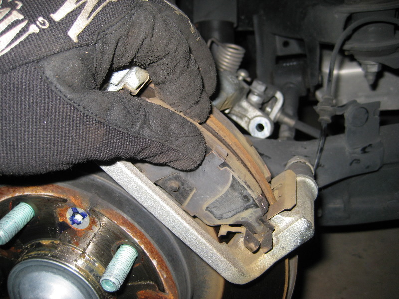 Replacing brake pads ford fusion #9