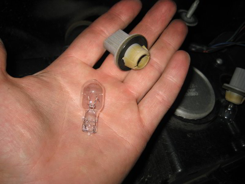 Ford-Mustang-Tail-Light-Bulbs-Replacement-Guide-020