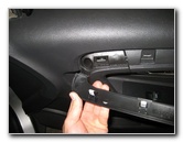 Ford-Taurus-Interior-Door-Panels-Removal-Guide-063