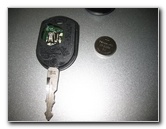 Ford-Taurus-Key-Fob-Battery-Replacement-Guide-008
