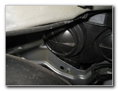 GM-Chevrolet-Camaro-Headlight-Bulbs-Replacement-Guide-016