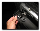 GM-Chevrolet-Camaro-Interior-Door-Panel-Removal-Guide-046