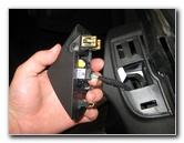 GM-Chevrolet-Camaro-Interior-Door-Panel-Removal-Guide-049