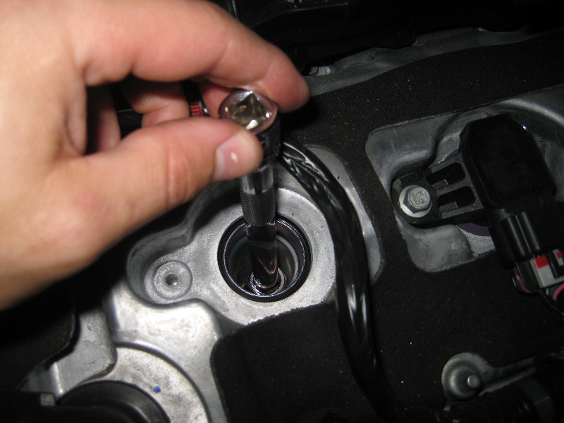 GM-Chevrolet-Camaro-V6-Engine-Spark-Plugs-Replacement-Guide-021