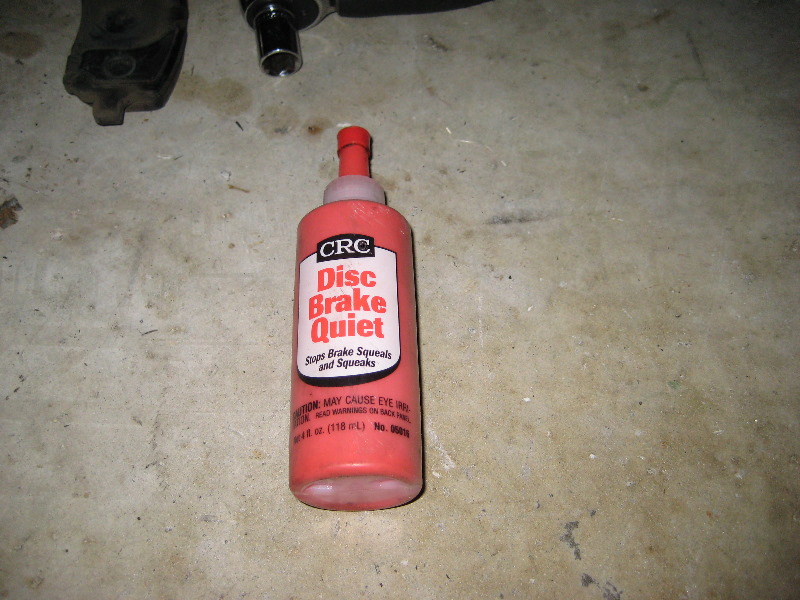 Chevrolet-Cobalt-Front-Brake-Pads-Replacement-Guide-023