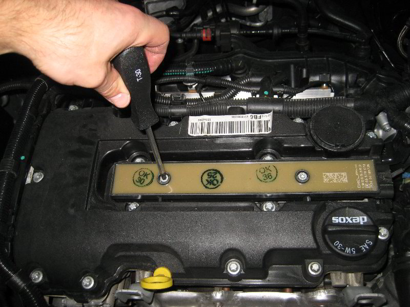 GMChevroletCruzeEcotecTurboI4EngineSparkPlugsReplacementGuide008