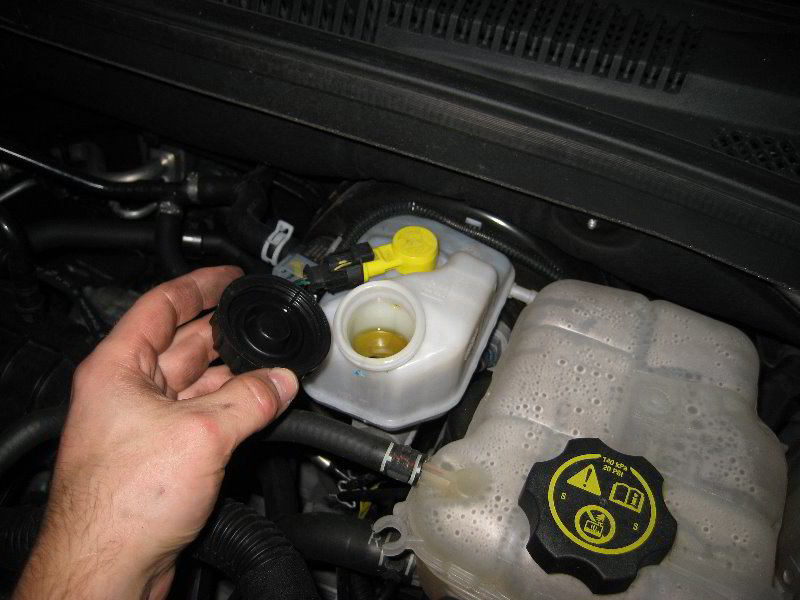 GM-Chevrolet-Cruze-Front-Brake-Pads-Replacement-Guide-020