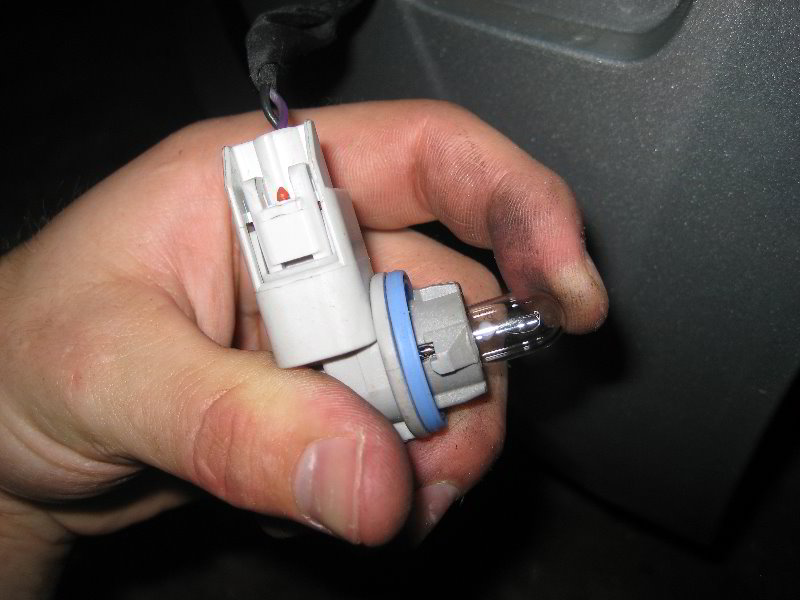 GM-Chevrolet-Cruze-Front-Side-Marker-Light-Bulb-Replacement-Guide-006