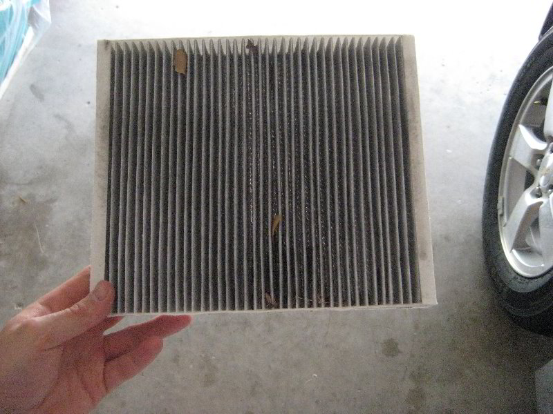 GM-Chevrolet-Cruze-Cabin-Air-Filter-Replacement-Guide-015