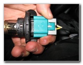 GM-Chevrolet-Cruze-Headlight-Bulbs-Replacement-Guide-006
