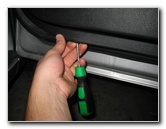 GM-Chevrolet-Cruze-Interior-Door-Panel-Removal-Guide-010