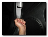 GM-Chevrolet-Cruze-Interior-Door-Panel-Removal-Guide-034